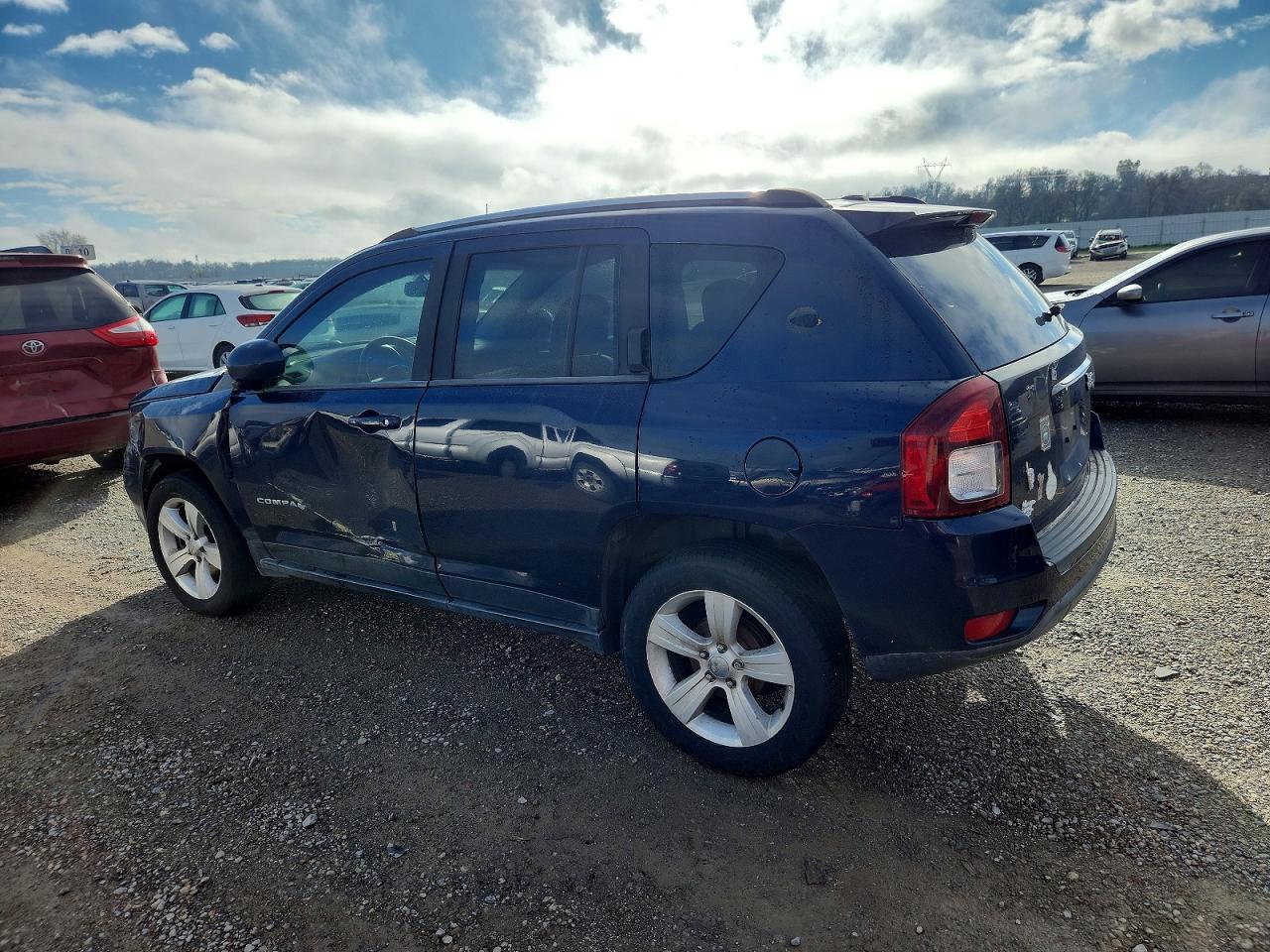 2014 JEEP COMPASS LATITUDE photo 2