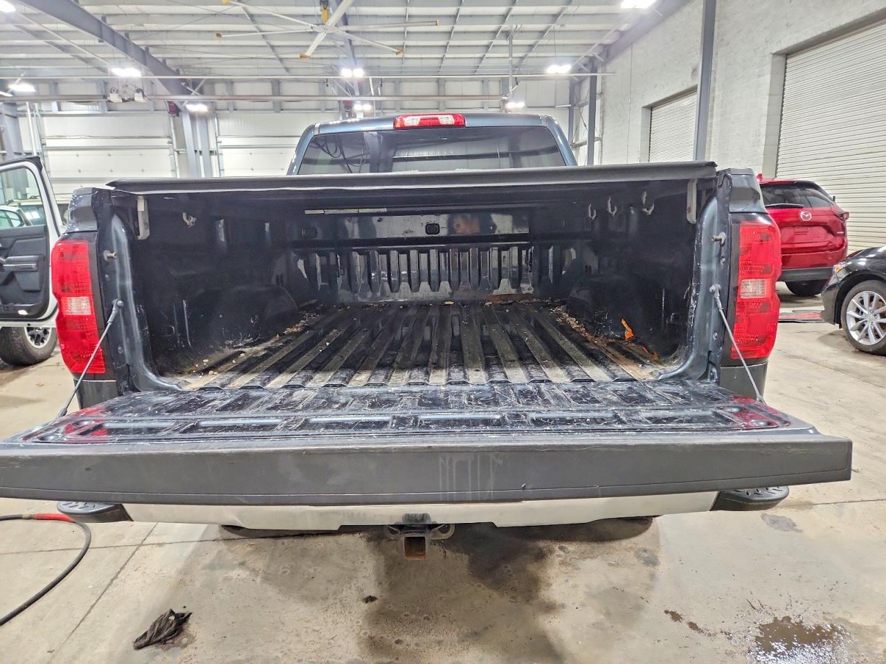 2018 CHEVROLET SILVERADO K1500 LT photo 6
