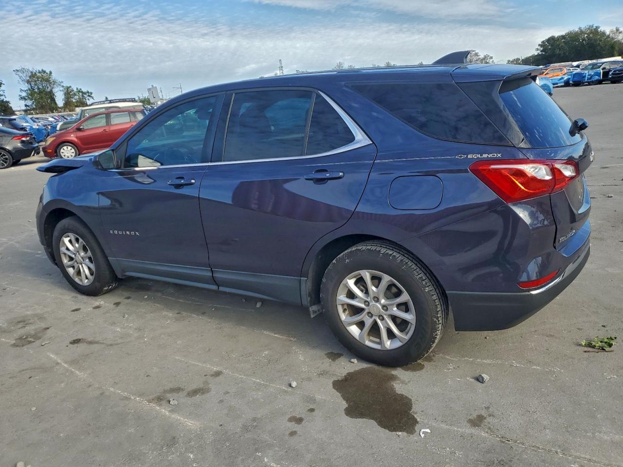 2019 CHEVROLET EQUINOX LT photo 2