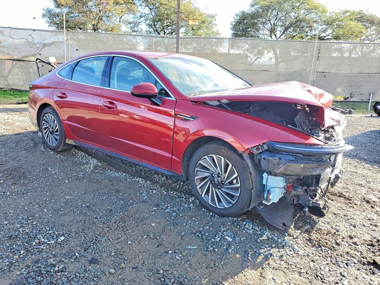 2025 HYUNDAI SONATA HYBRID photo 4