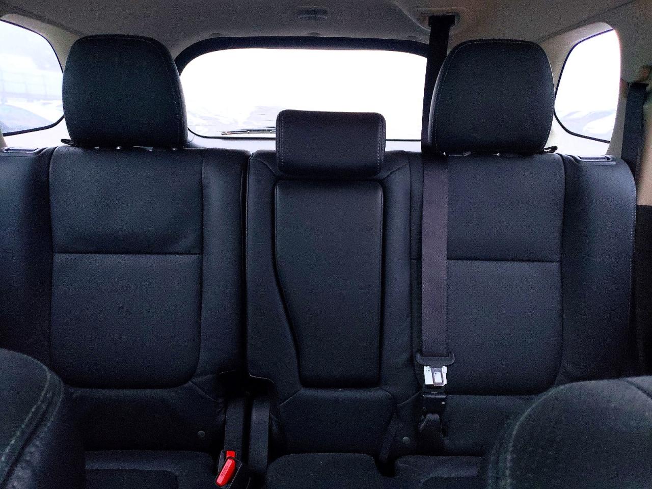 2017 MITSUBISHI OUTLANDER SE photo 10