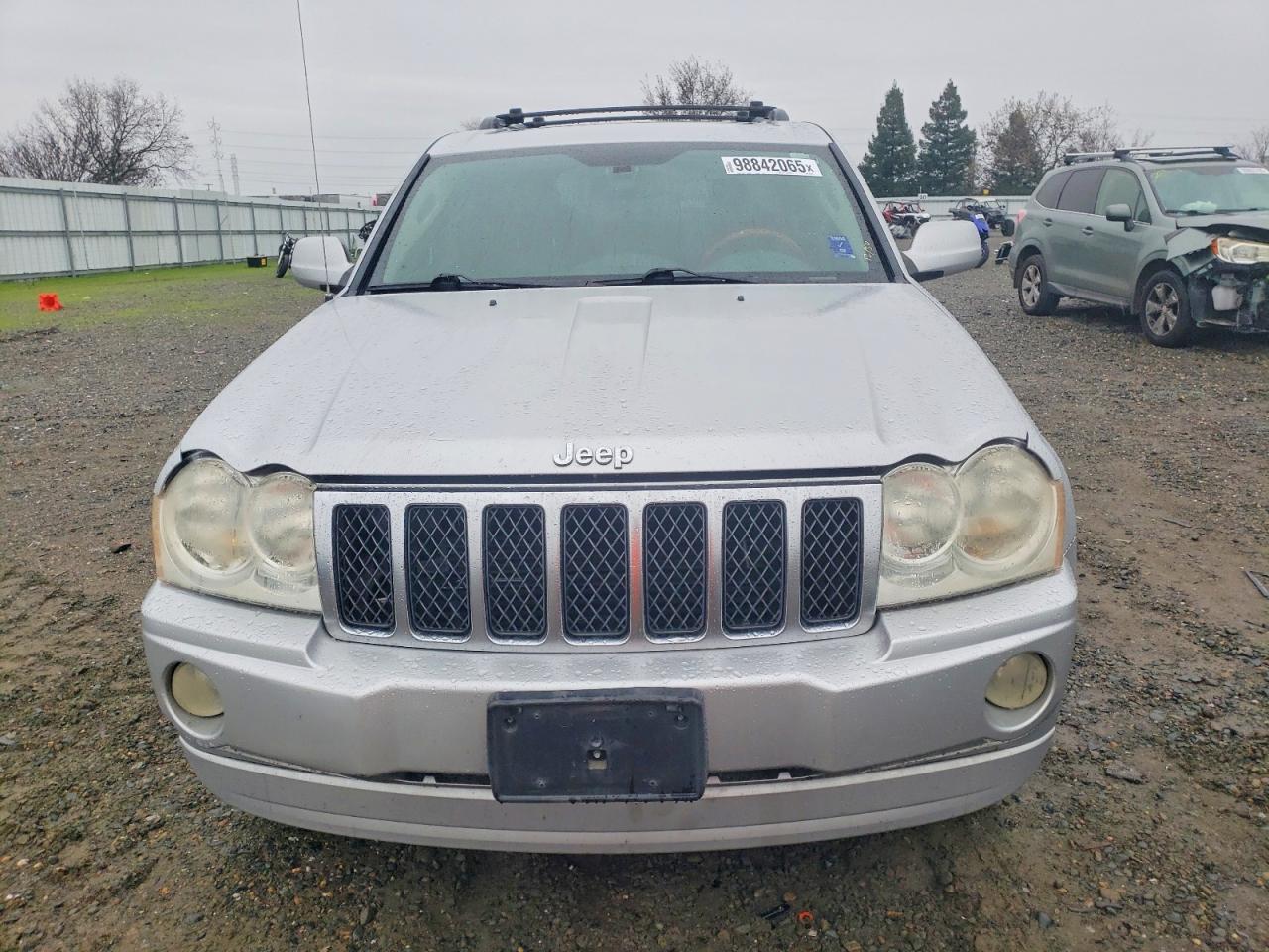 2007 JEEP GRAND CHEROKEE OVERLAND photo 9