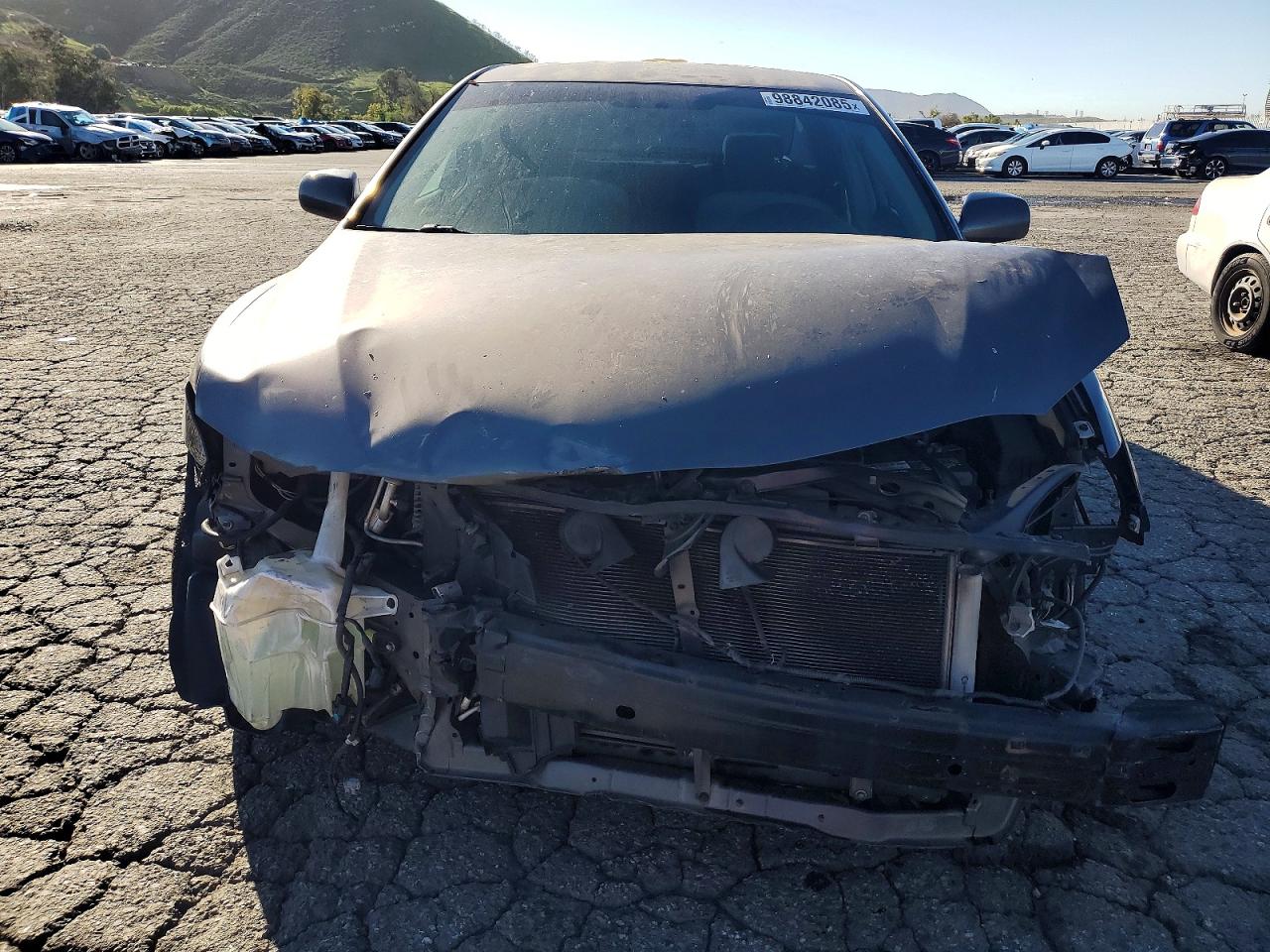 2011 TOYOTA CAMRY LE photo 5