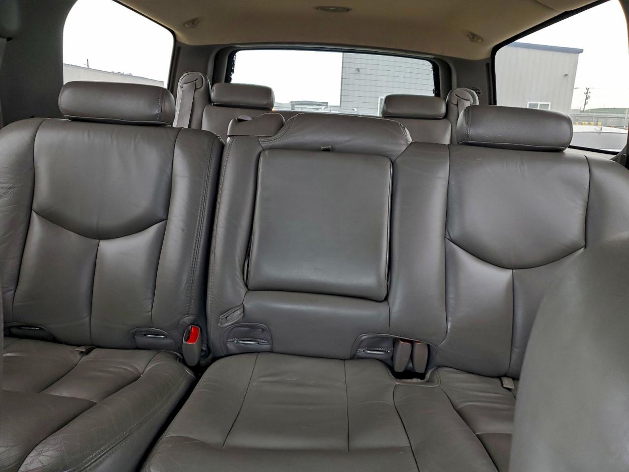 2003 CHEVROLET SUBURBAN K1500 photo 10