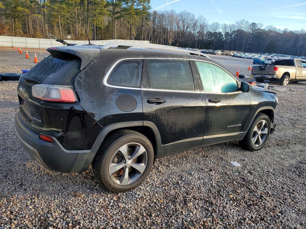 2019 JEEP CHEROKEE LIMITED photo 3