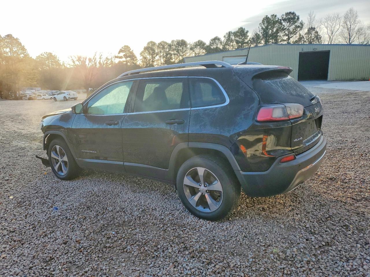 2019 JEEP CHEROKEE LIMITED photo 2