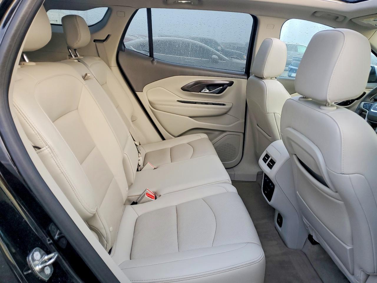 2018 GMC TERRAIN DENALI photo 10
