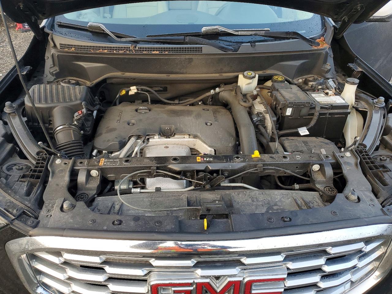2018 GMC TERRAIN DENALI photo 11