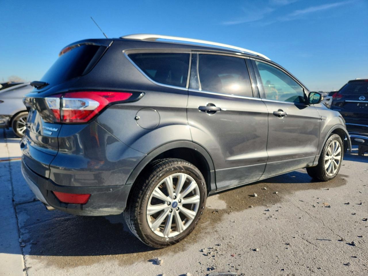2017 FORD ESCAPE TITANIUM photo 7