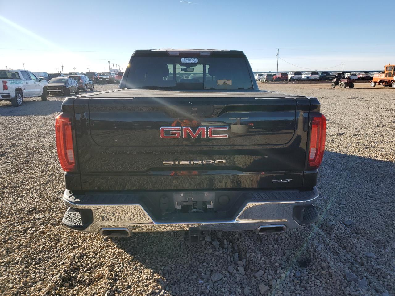 2020 GMC SIERRA K1500 SLT photo 6
