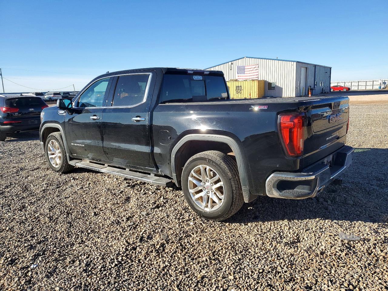 2020 GMC SIERRA K1500 SLT photo 2