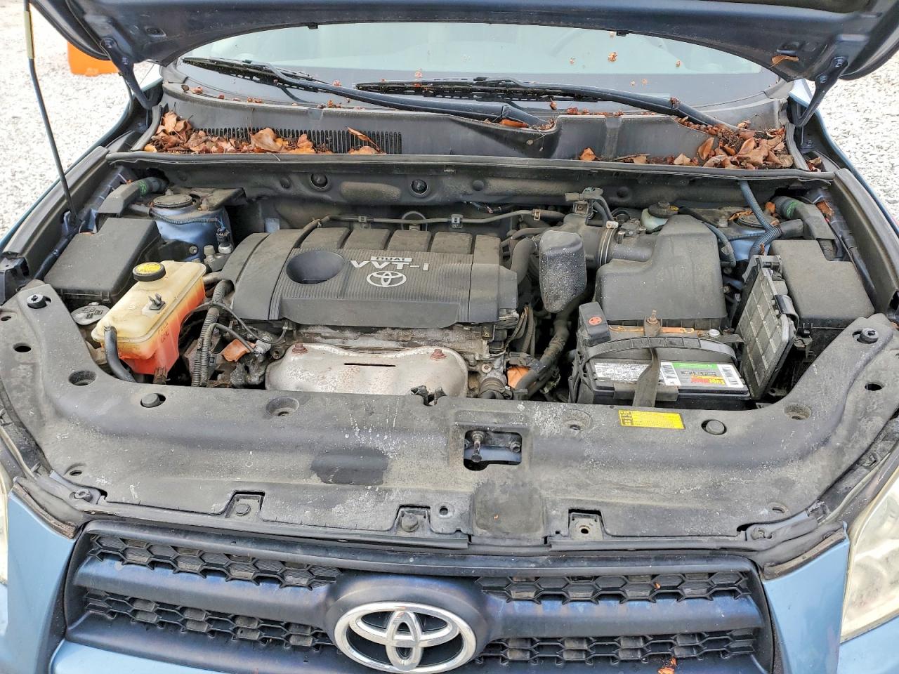 2010 TOYOTA RAV4 photo 11