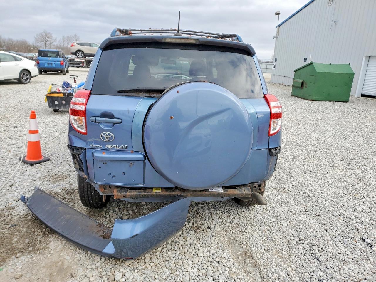 2010 TOYOTA RAV4 photo 6