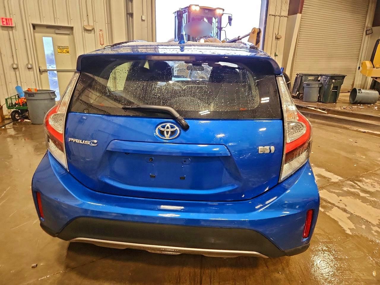 2018 TOYOTA PRIUS C photo 6