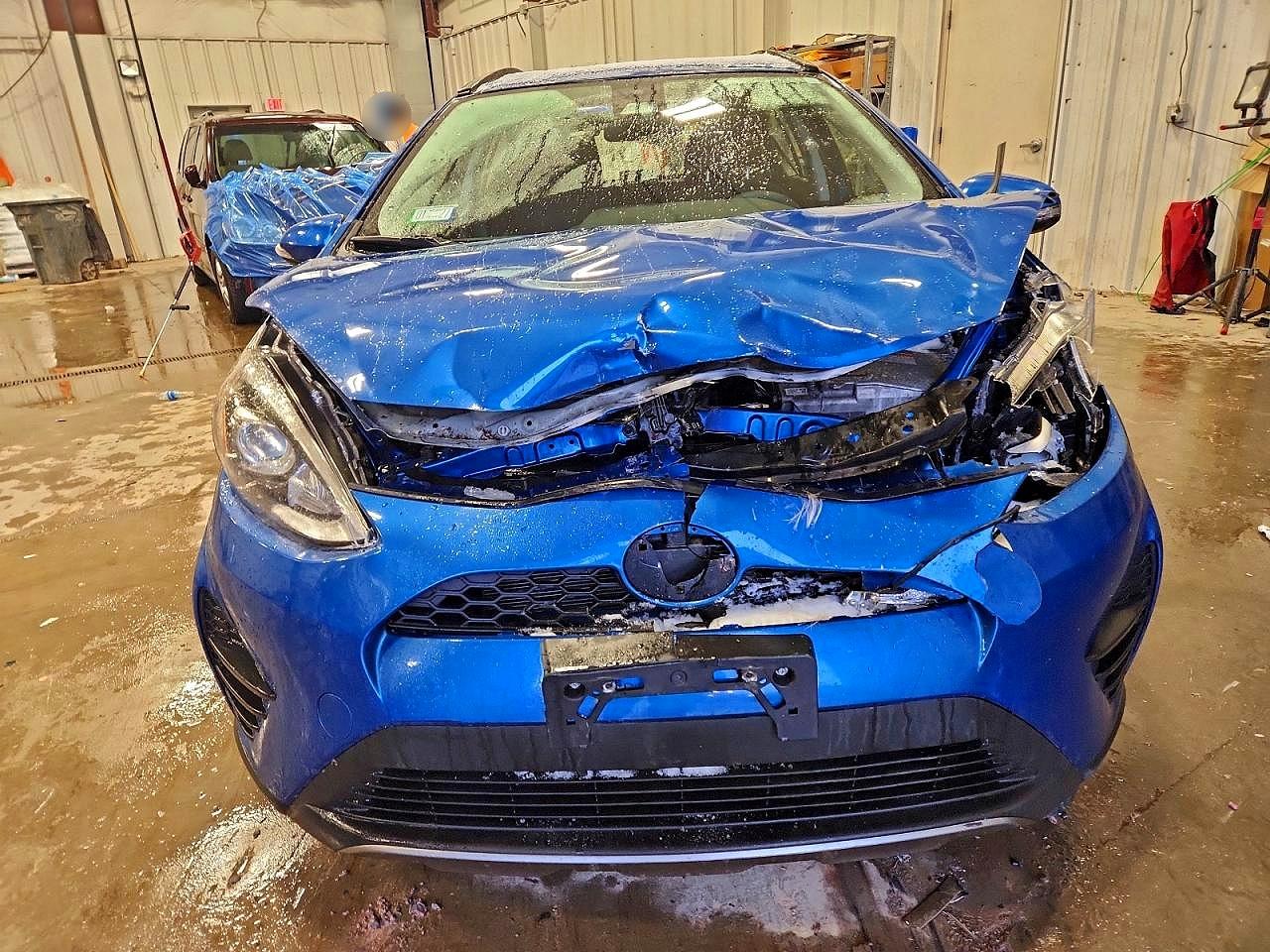 2018 TOYOTA PRIUS C photo 5