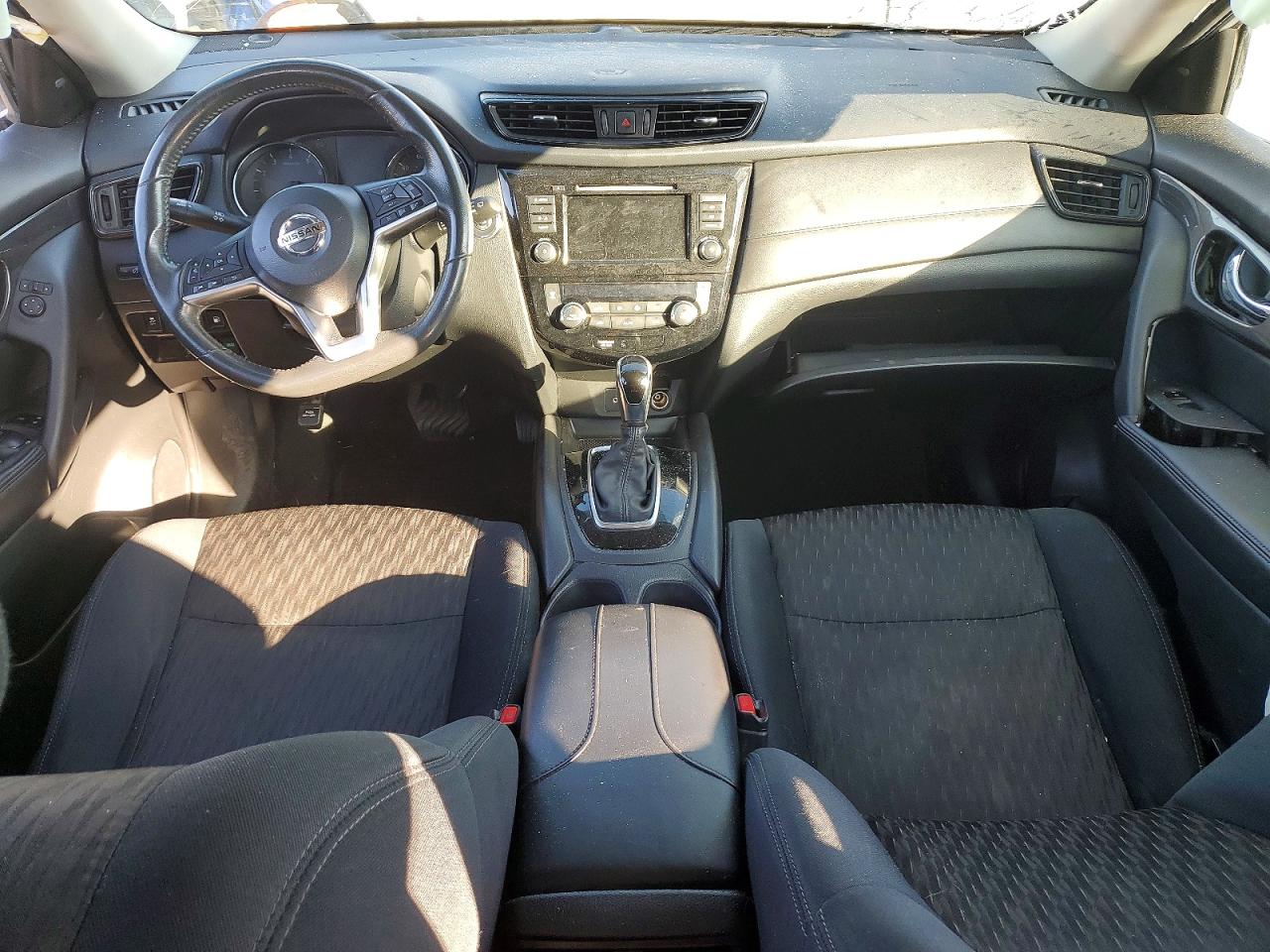 2018 NISSAN ROGUE S photo 8