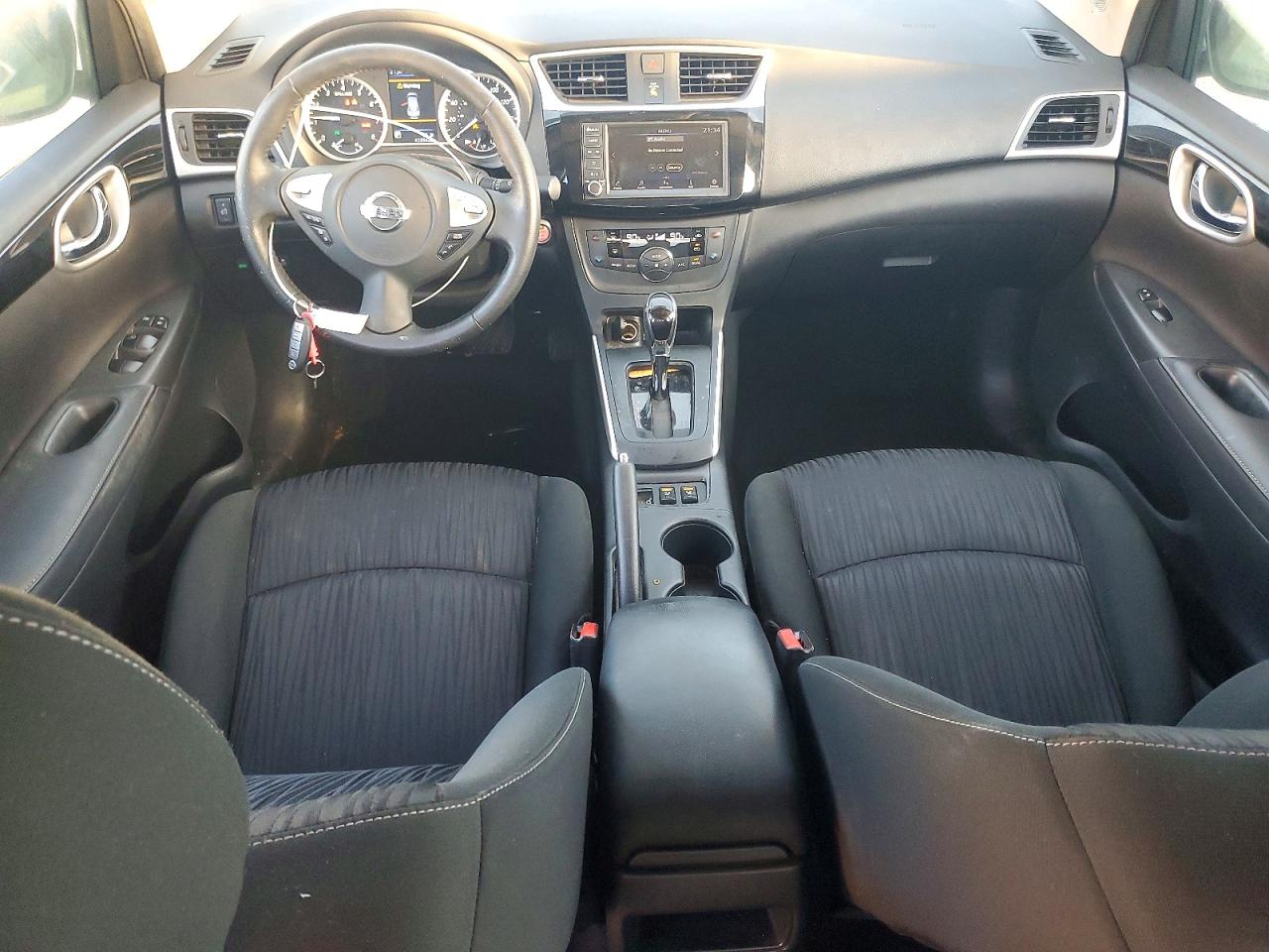 2019 NISSAN SENTRA S photo 8