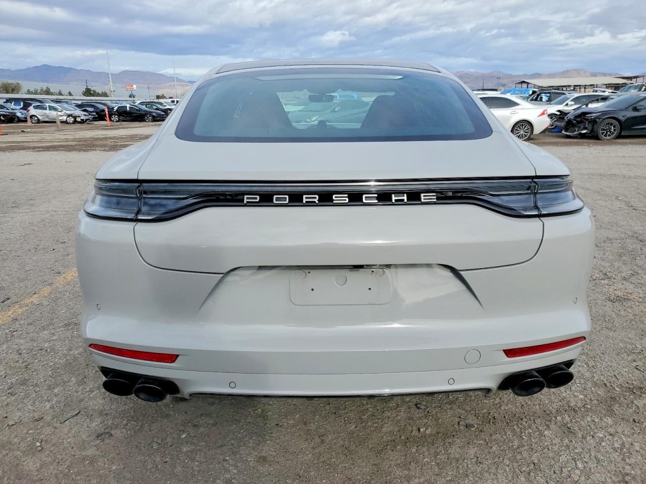 2023 PORSCHE PANAMERA BASE photo 6