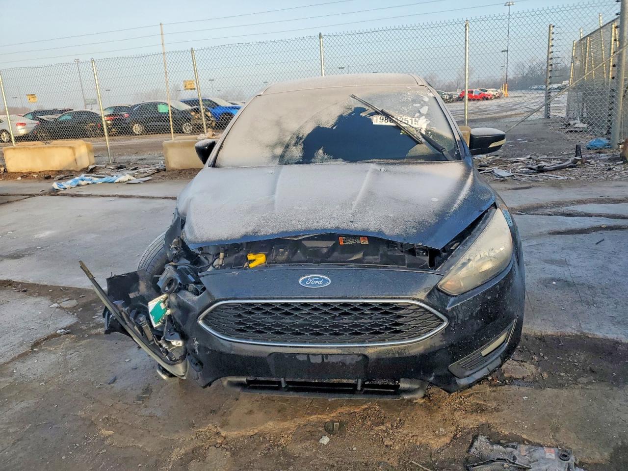2015 FORD FOCUS SE photo 5