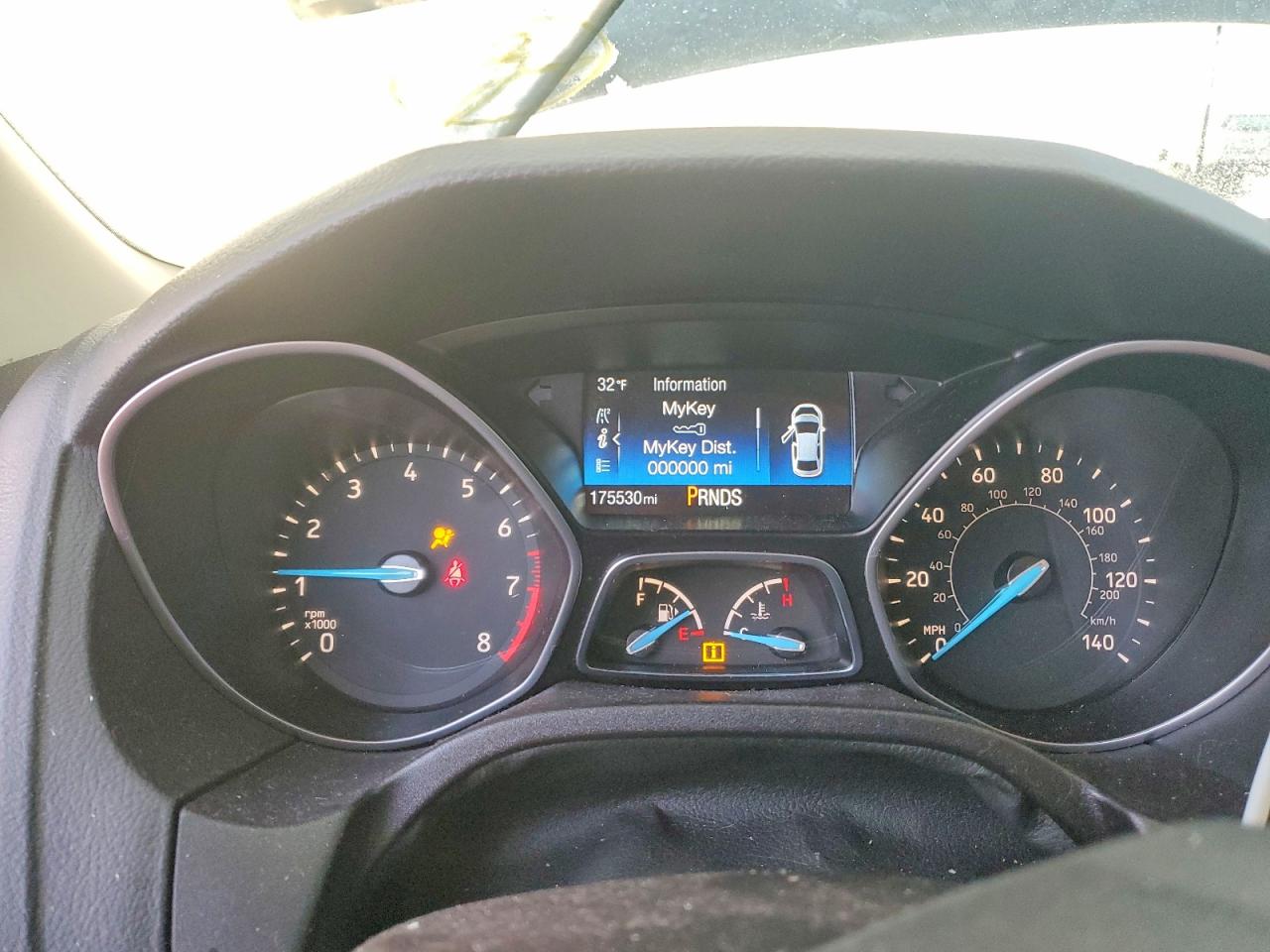 2015 FORD FOCUS SE photo 9