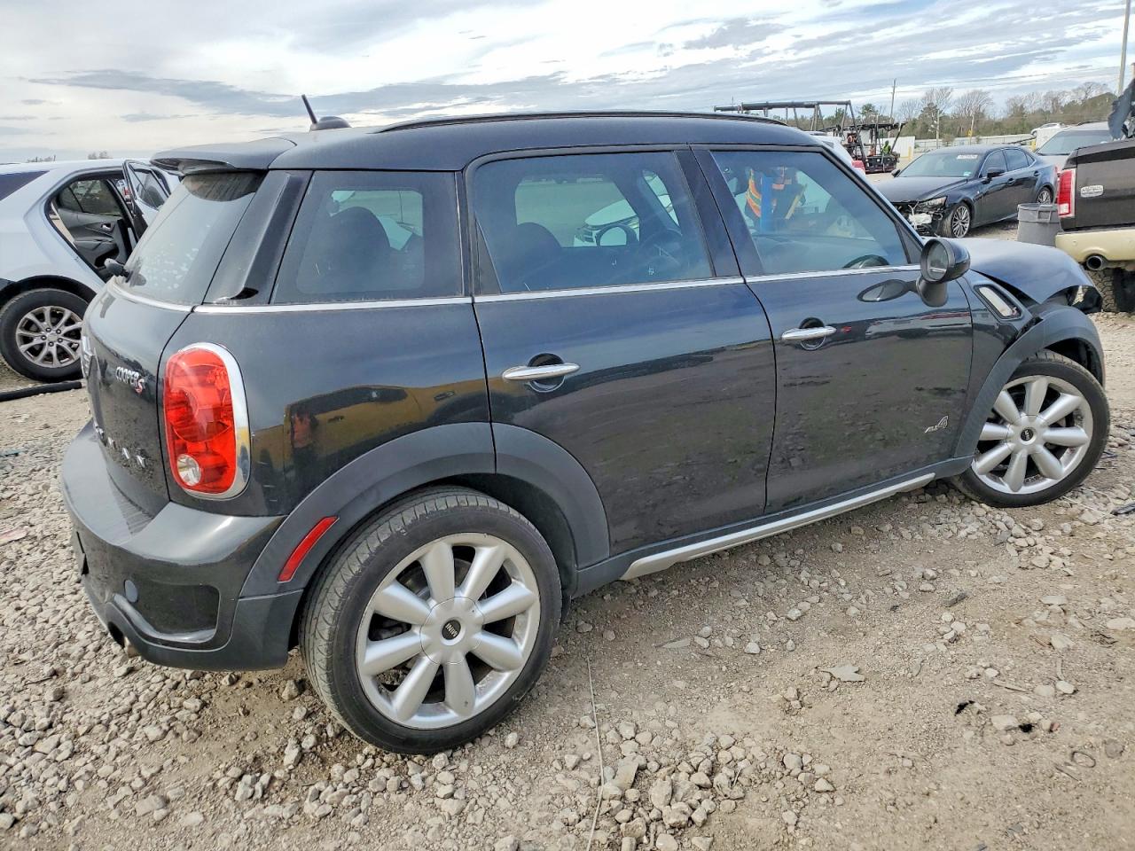 2016 MINI COOPER S COUNTRYMAN photo 3