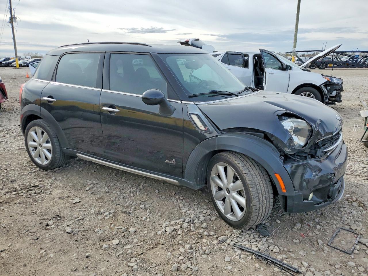 2016 MINI COOPER S COUNTRYMAN photo 4