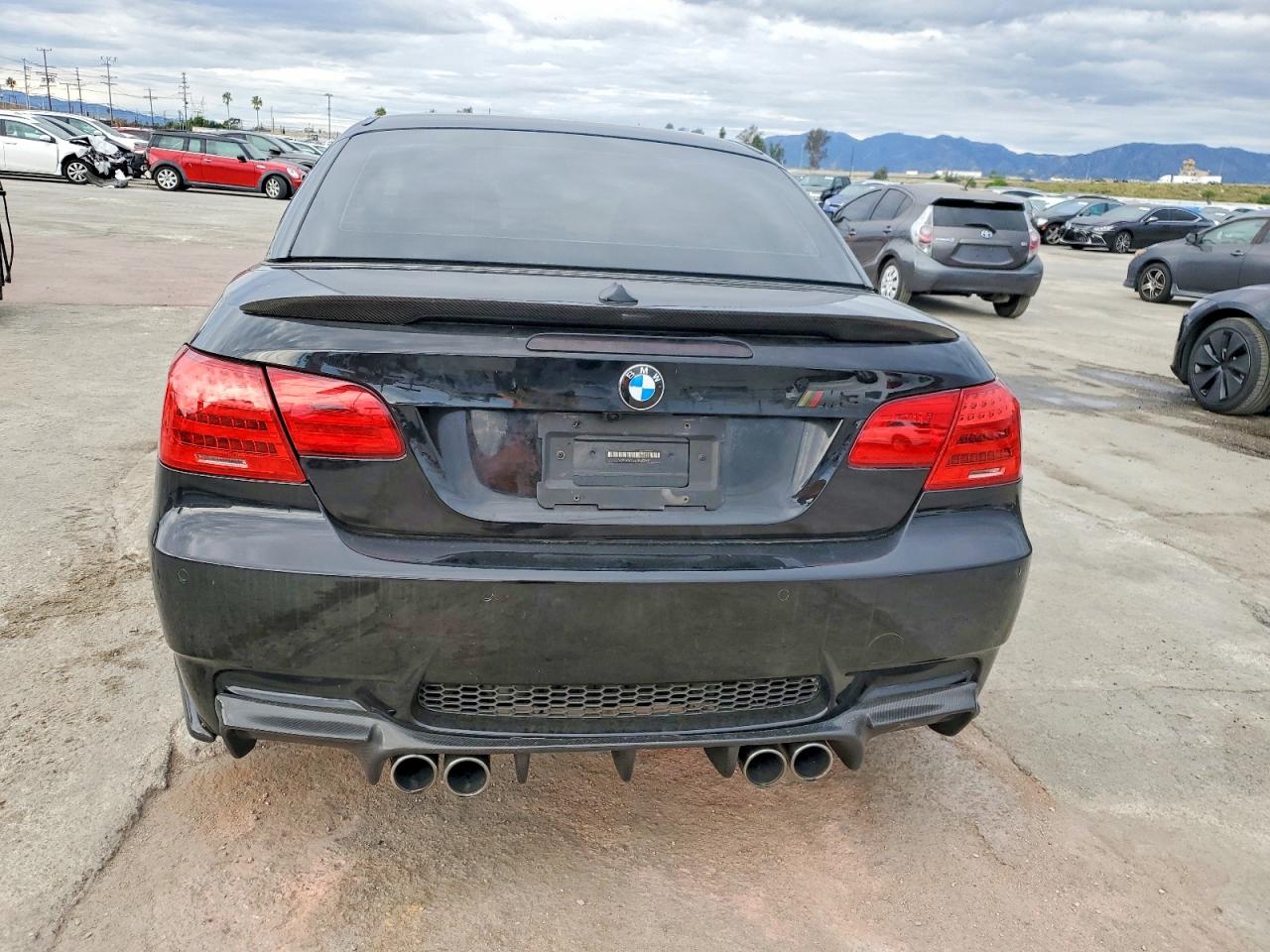 2010 BMW M3 photo 11