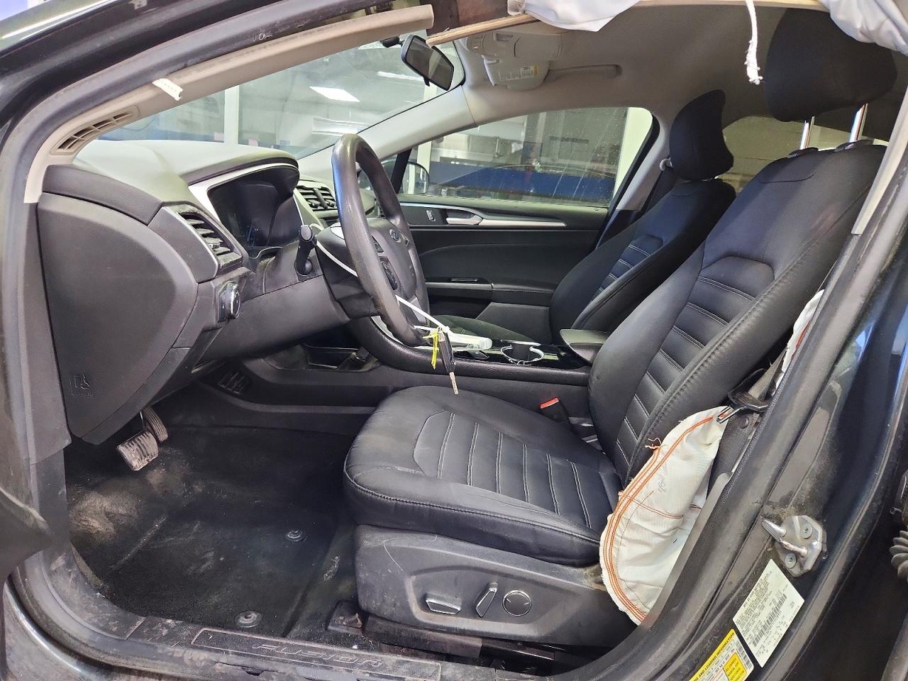 2015 FORD FUSION SE photo 7