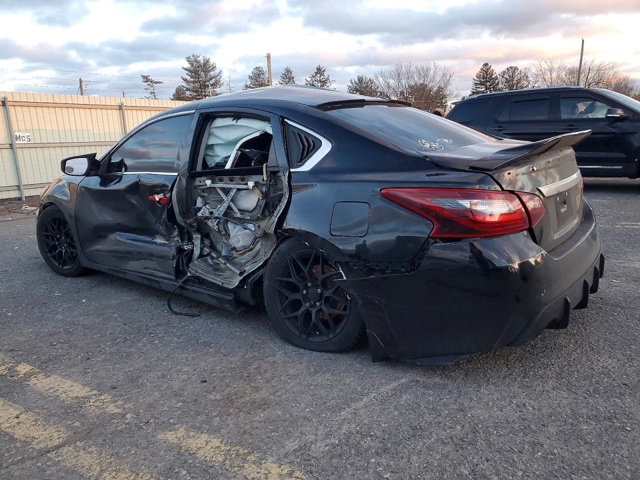 2017 NISSAN ALTIMA 2.5 photo 2