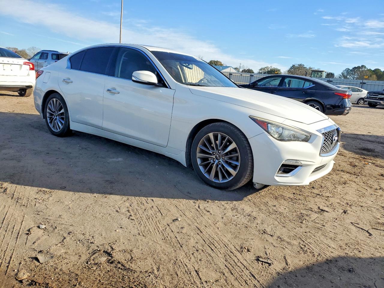 2018 INFINITI Q50 LUXE photo 4