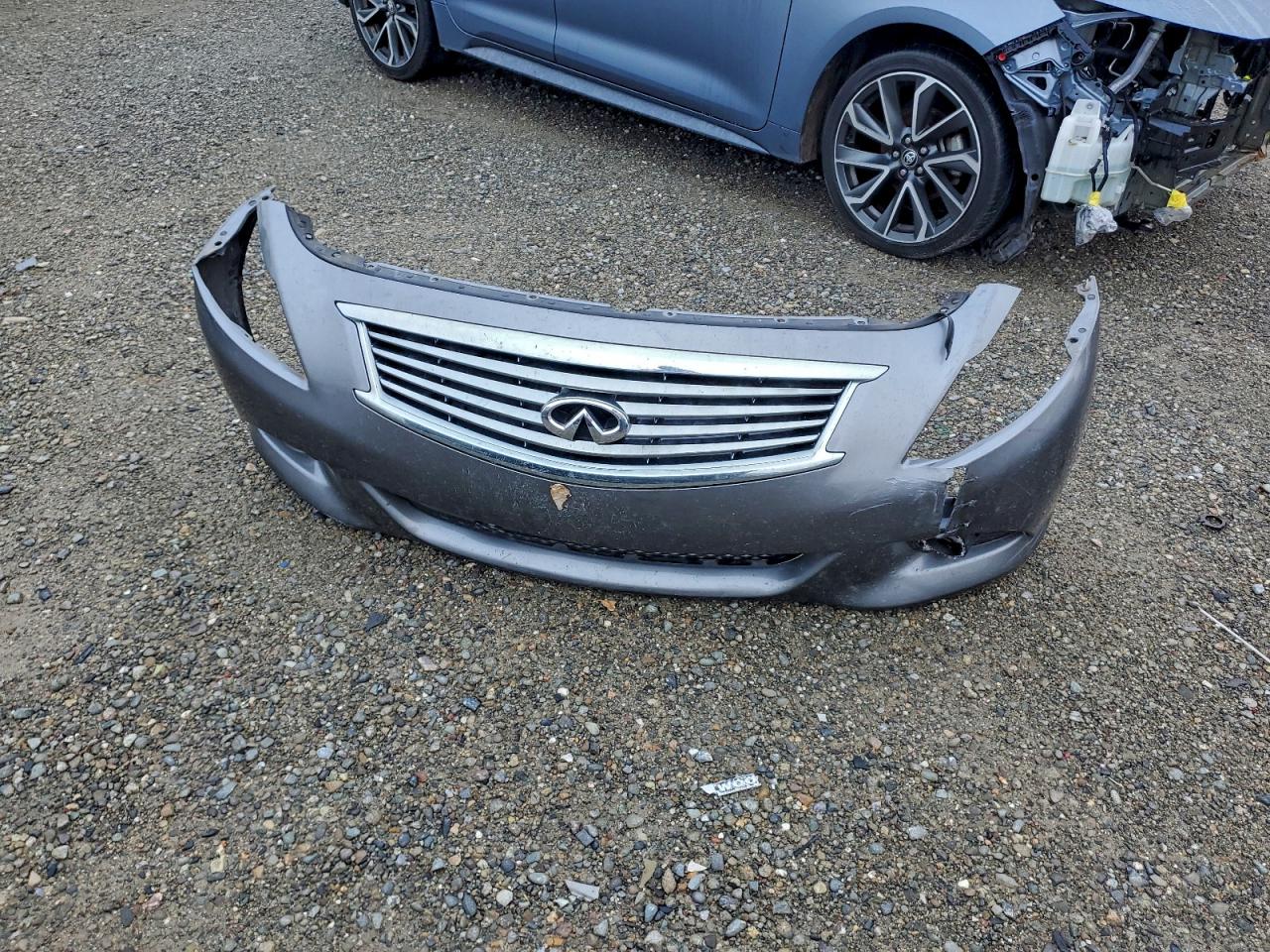 2011 INFINITI G37 BASE photo 34