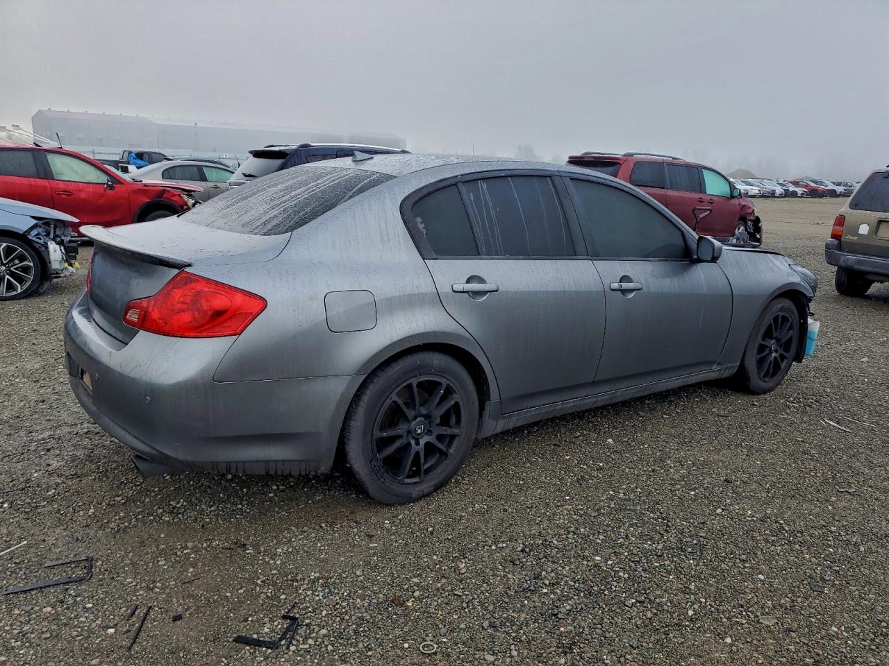 2011 INFINITI G37 BASE photo 7