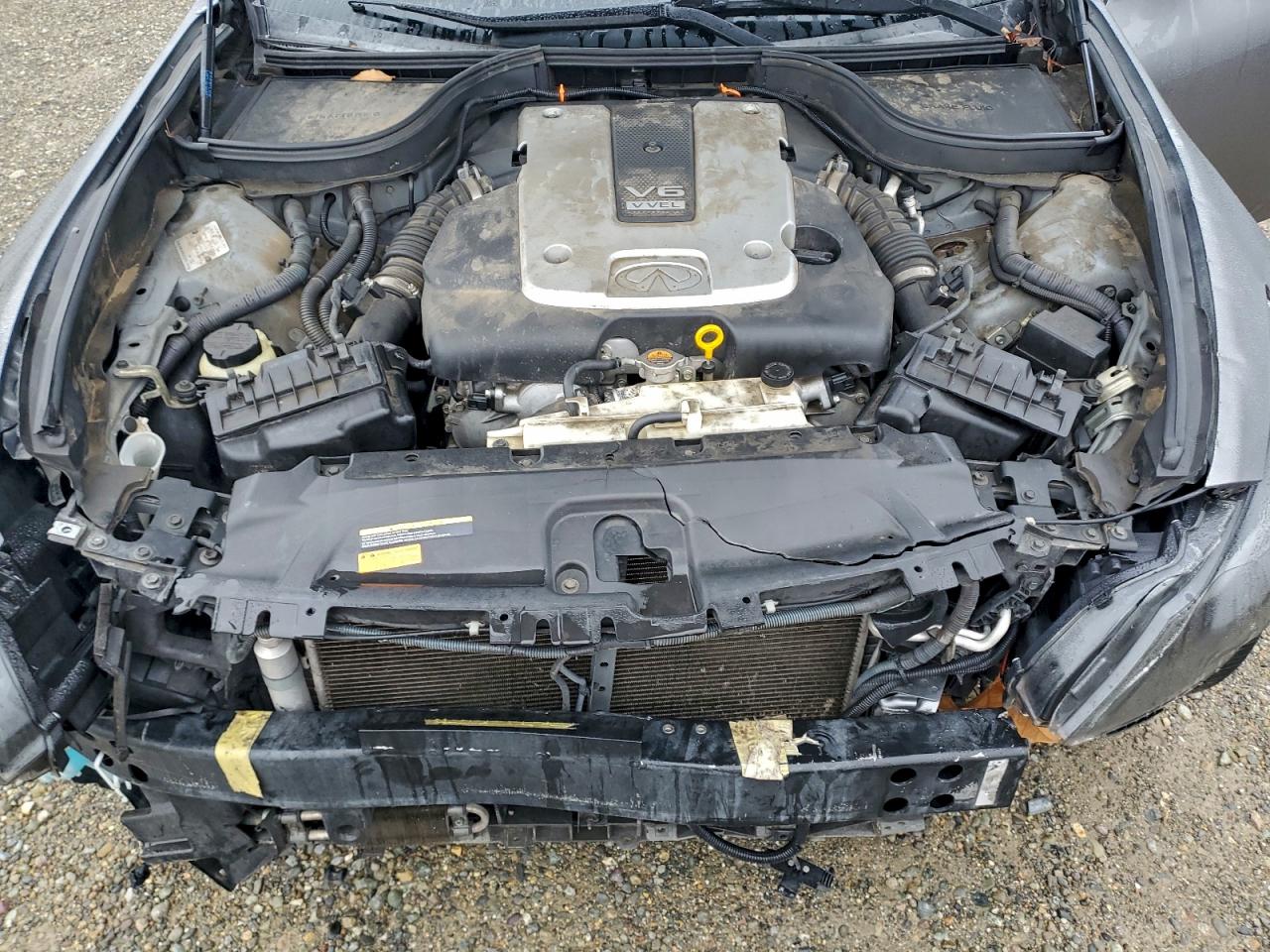 2011 INFINITI G37 BASE photo 31