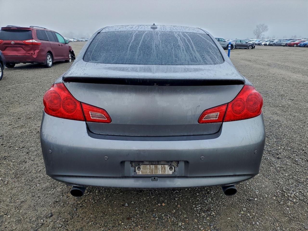 2011 INFINITI G37 BASE photo 16