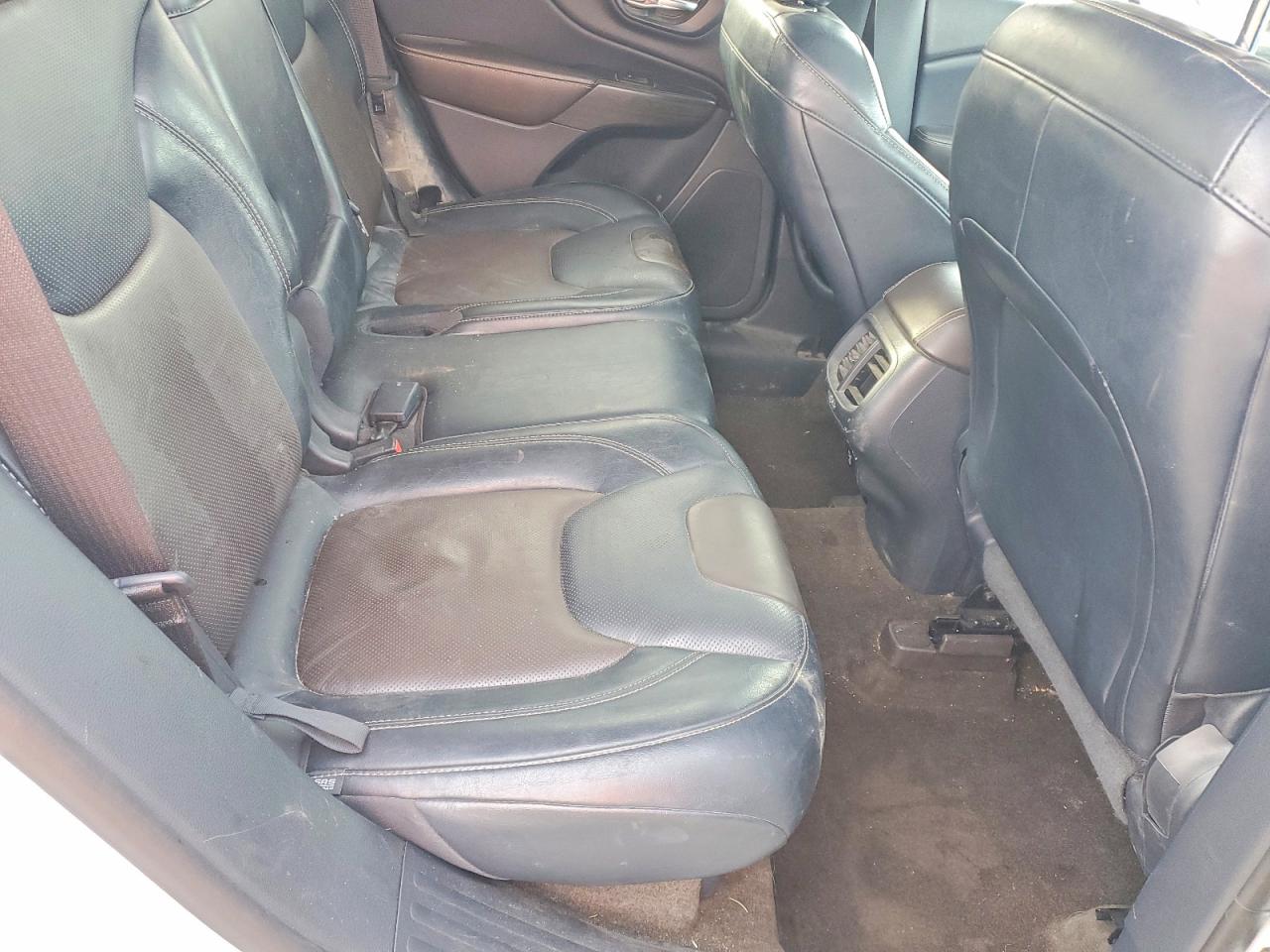 2016 JEEP CHEROKEE LIMITED photo 10