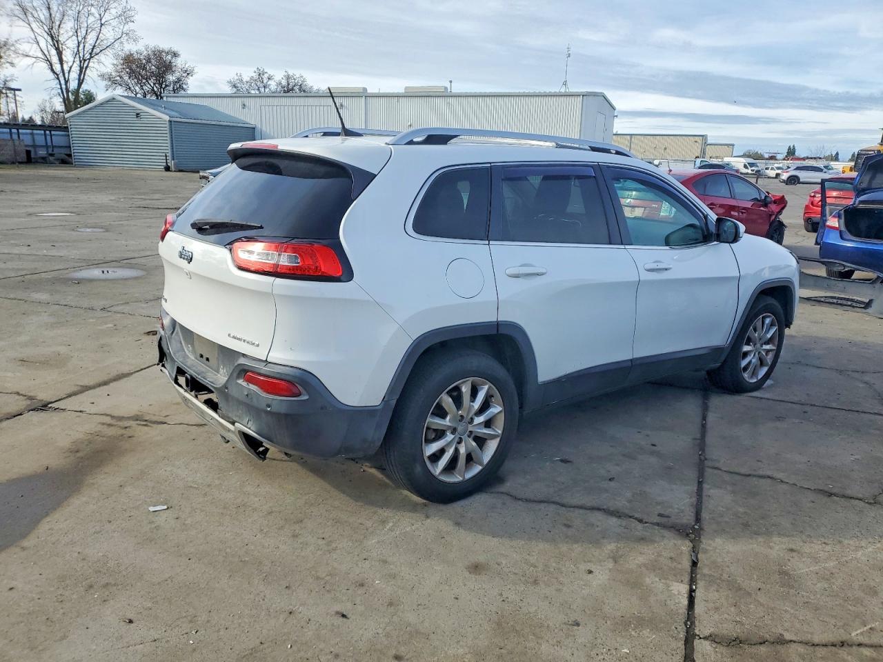 2016 JEEP CHEROKEE LIMITED photo 3