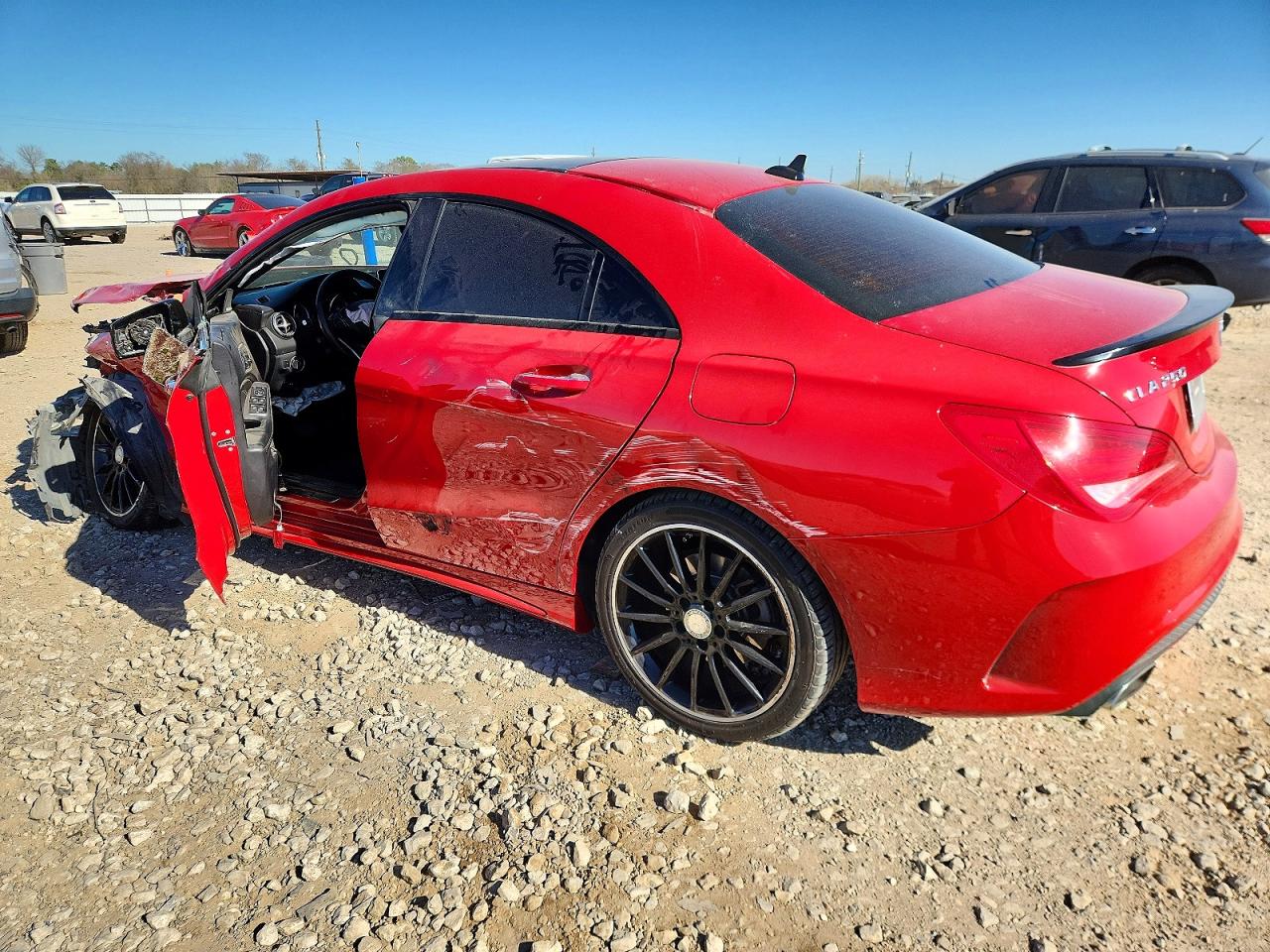 2016 MERCEDES-BENZ CLA 250 photo 2