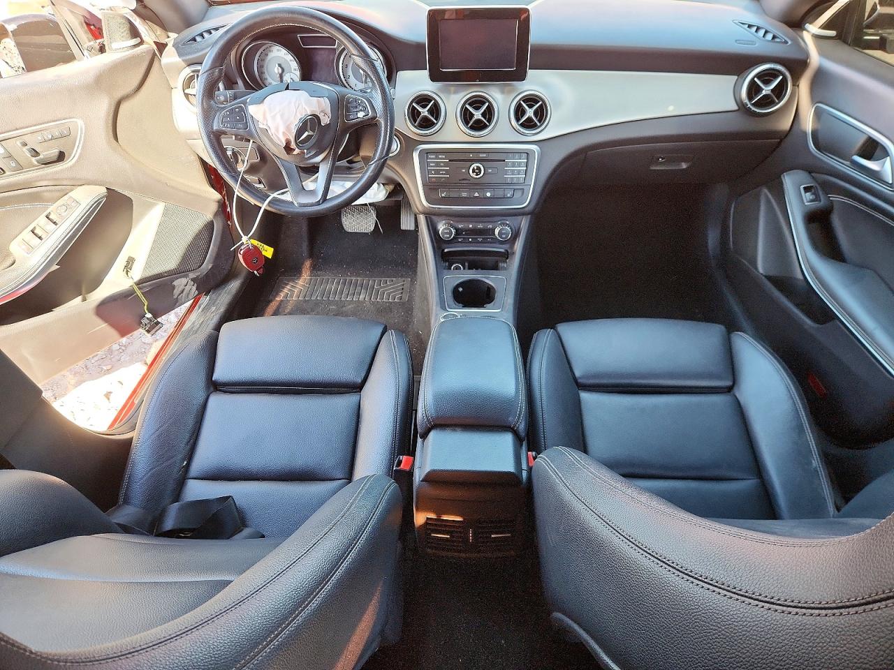2016 MERCEDES-BENZ CLA 250 photo 8