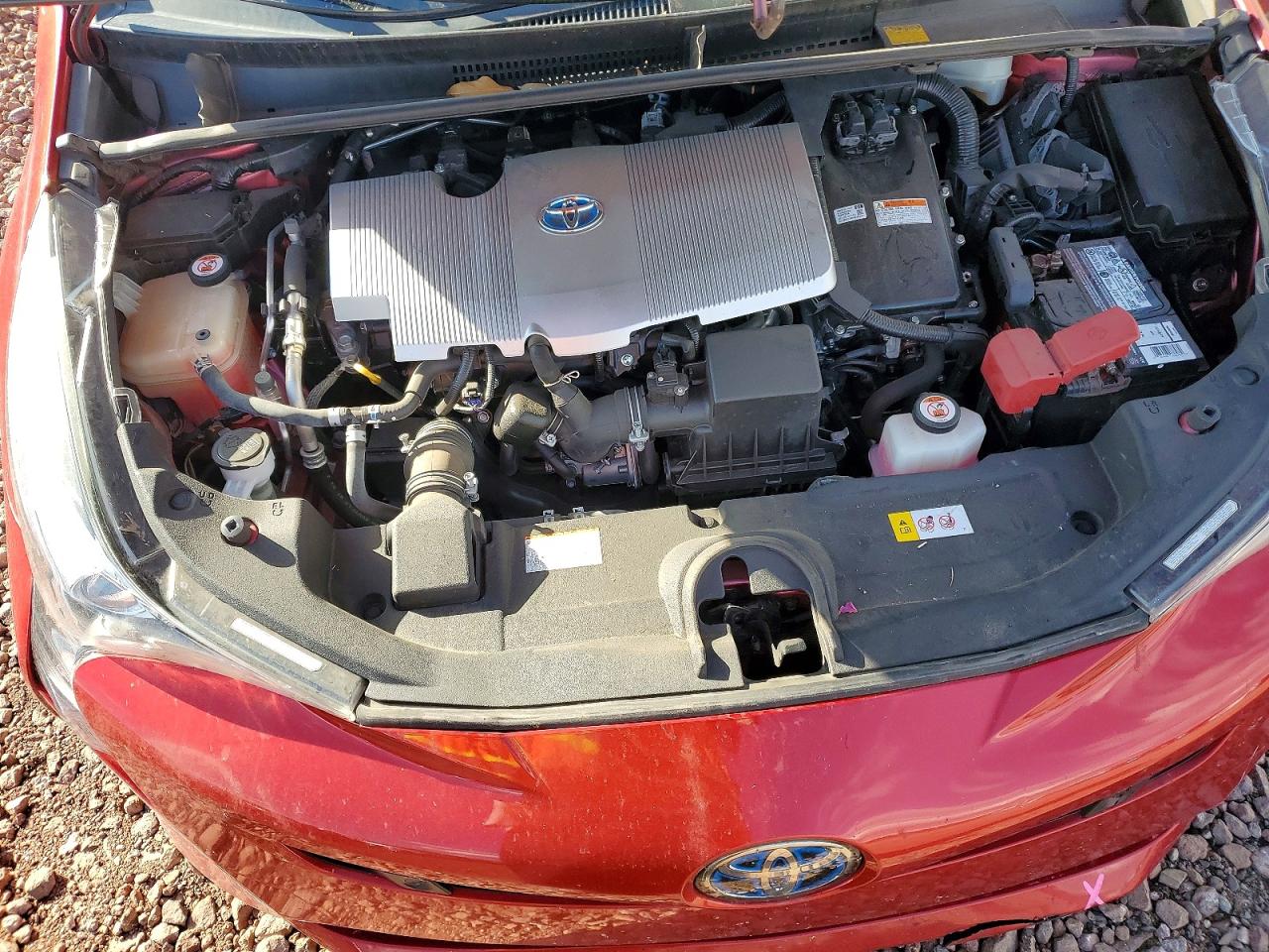 2016 TOYOTA PRIUS photo 41