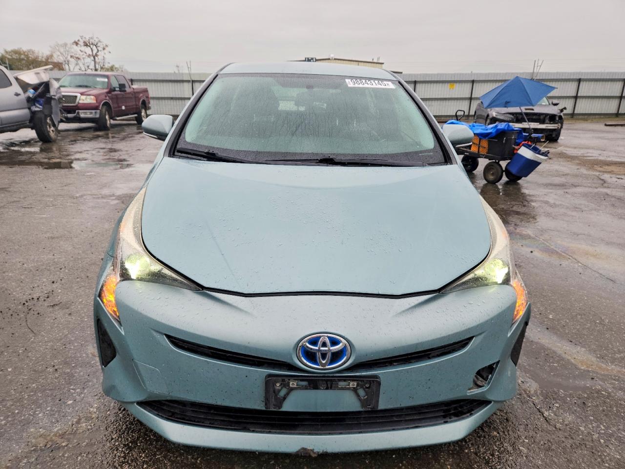 2016 TOYOTA PRIUS photo 5