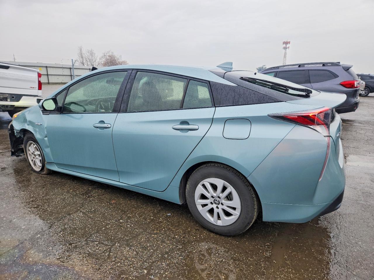 2016 TOYOTA PRIUS photo 2