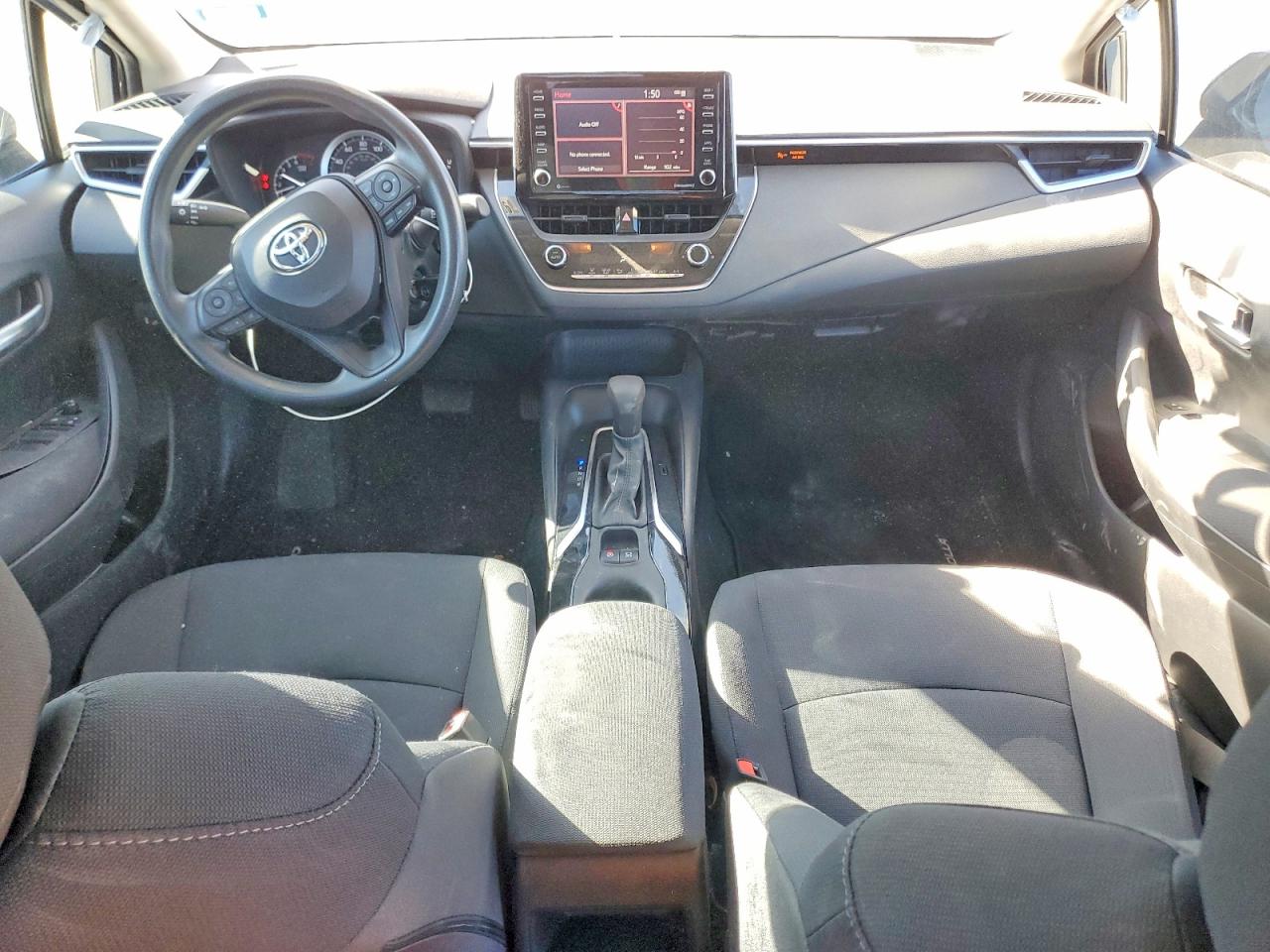 2021 TOYOTA COROLLA LE photo 8