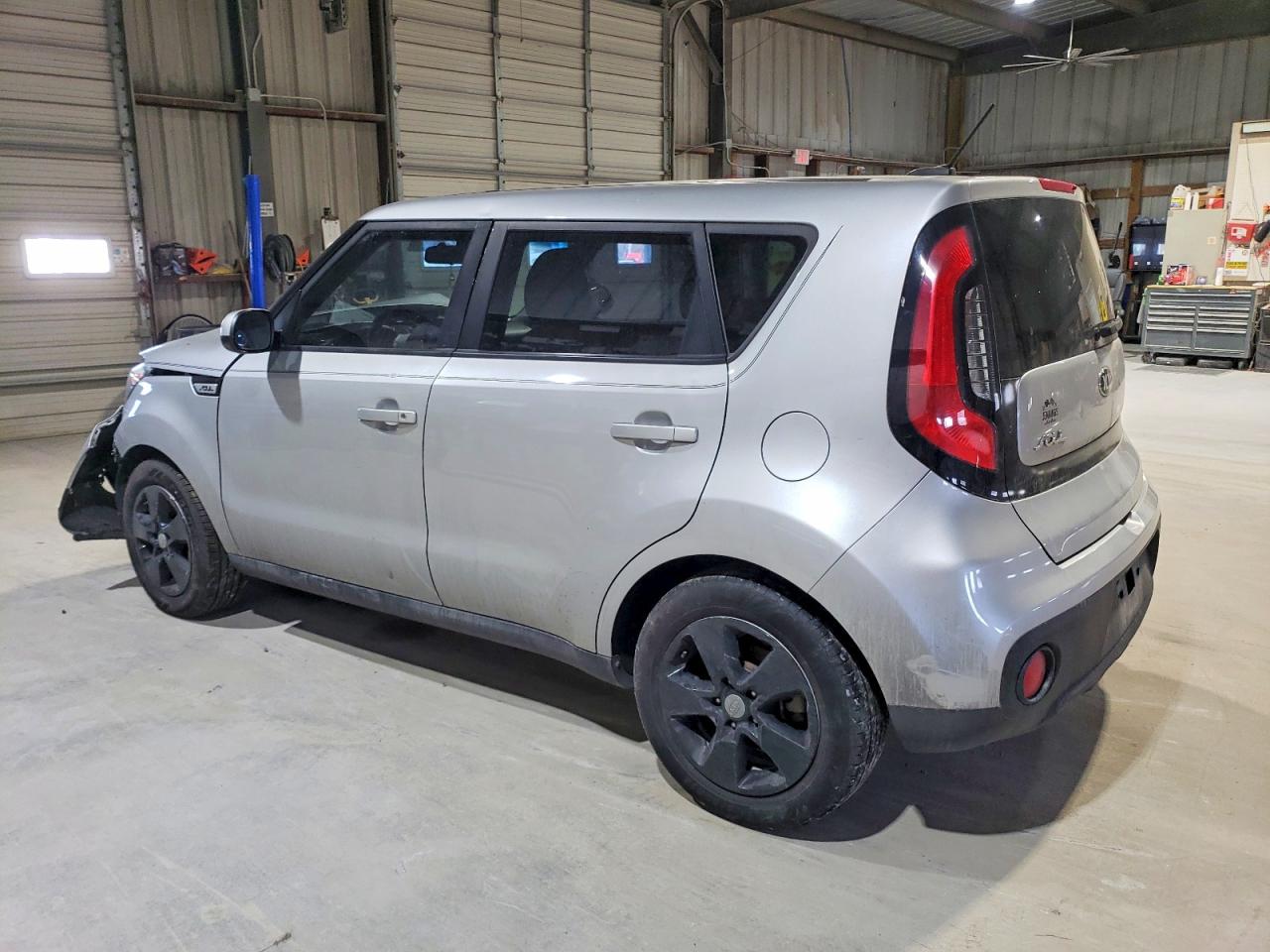 2017 KIA SOUL photo 2