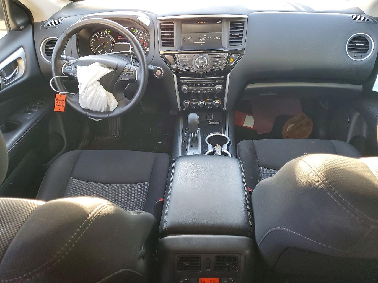 2020 NISSAN PATHFINDER SV photo 8