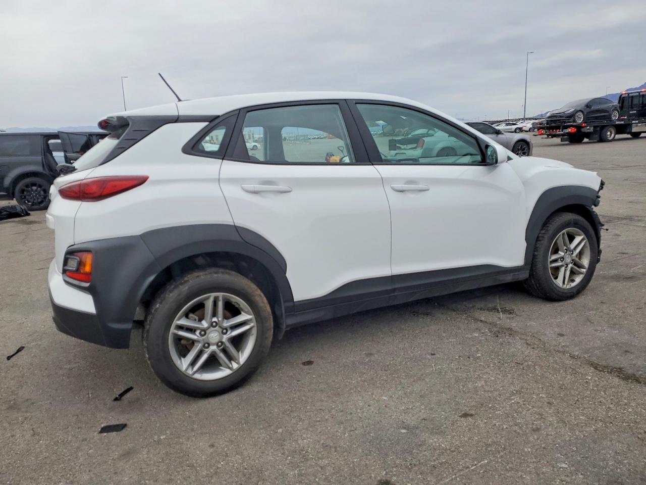 2020 HYUNDAI KONA photo 3