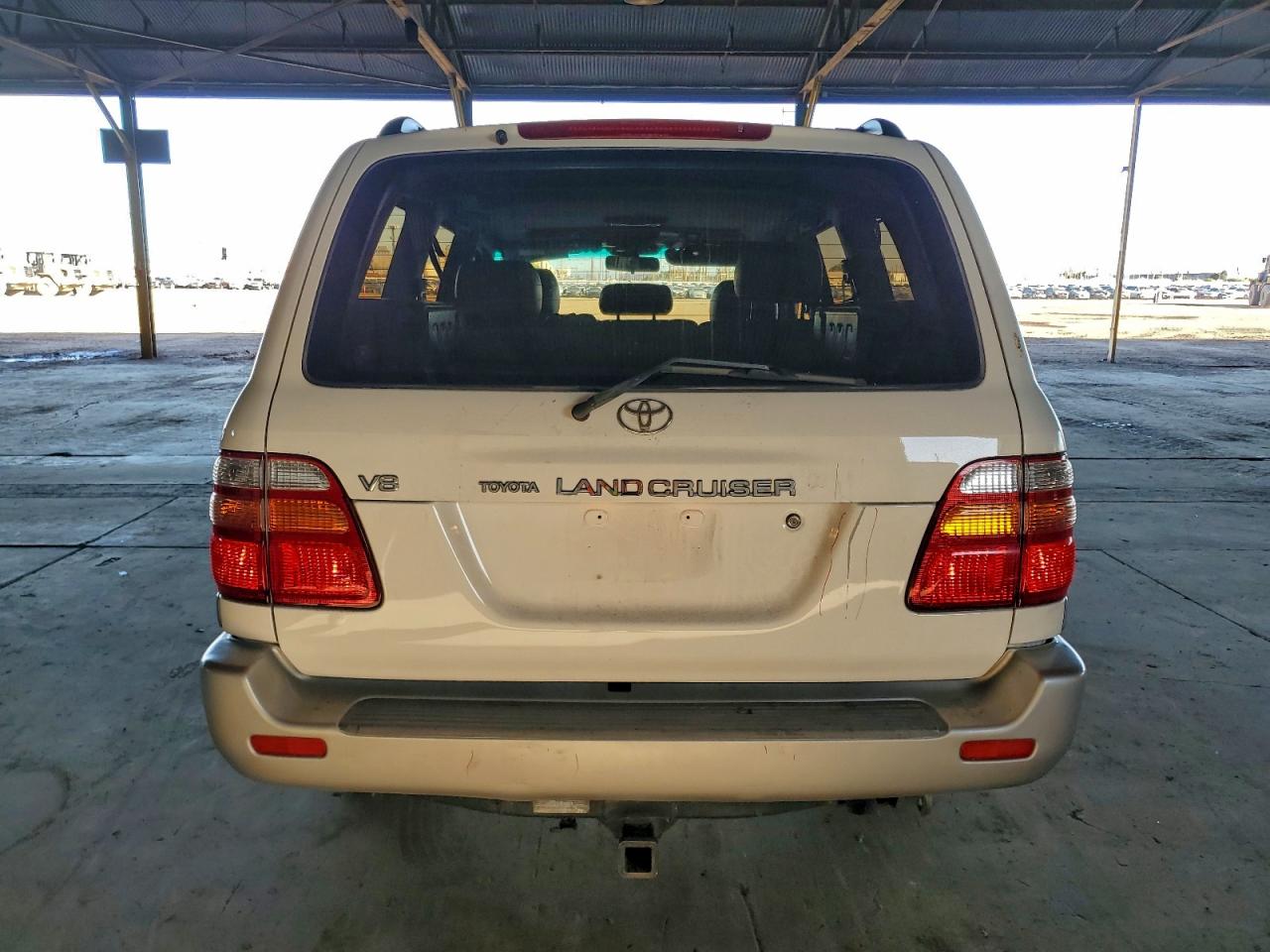 2000 TOYOTA LAND CRUISER photo 6