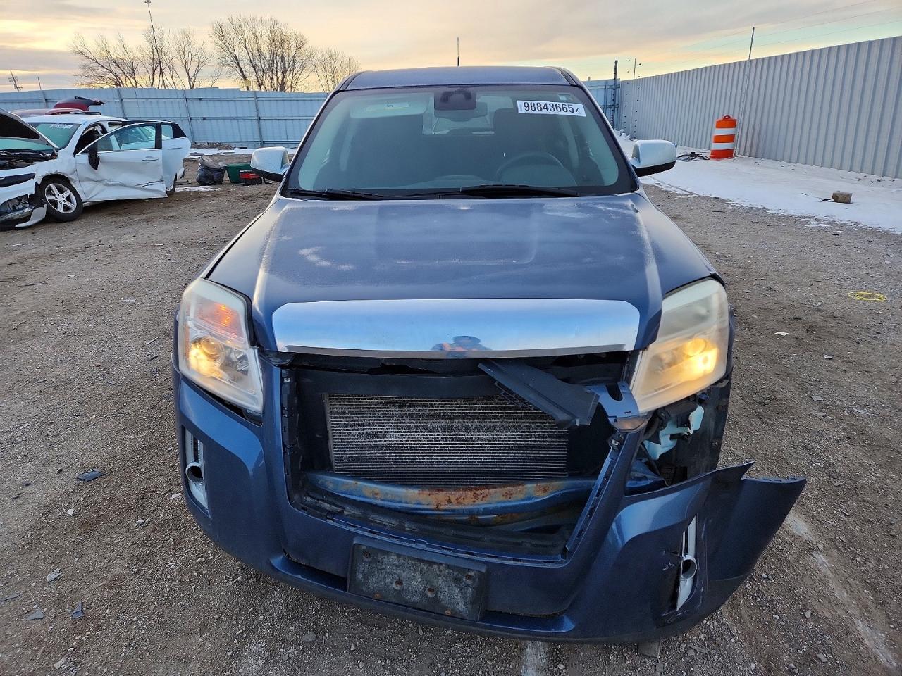 2012 GMC TERRAIN SLE photo 9