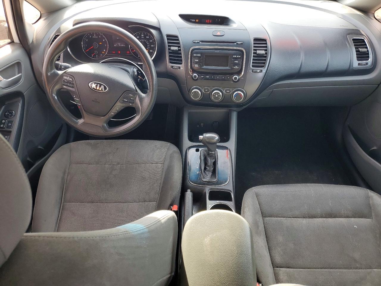 2018 KIA FORTE LX photo 8