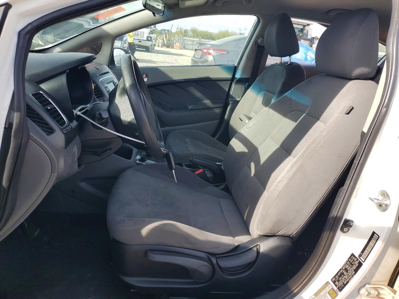 2018 KIA FORTE LX photo 7