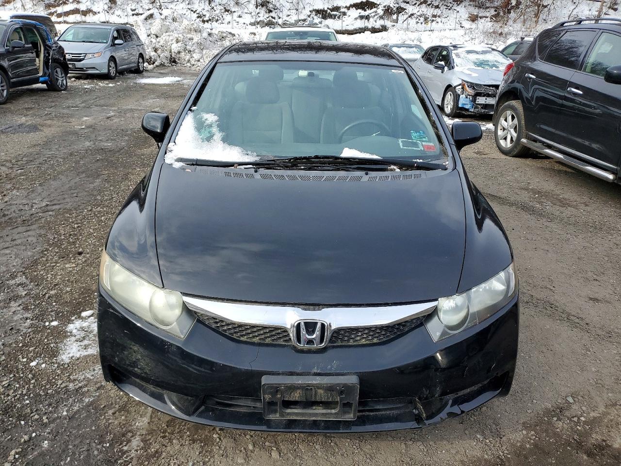 2011 HONDA CIVIC LX photo 5